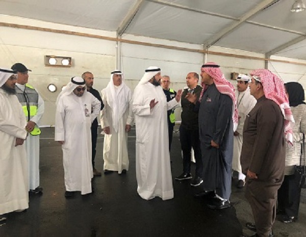 وزير الصحة يزور مطار الكويت الدولي 