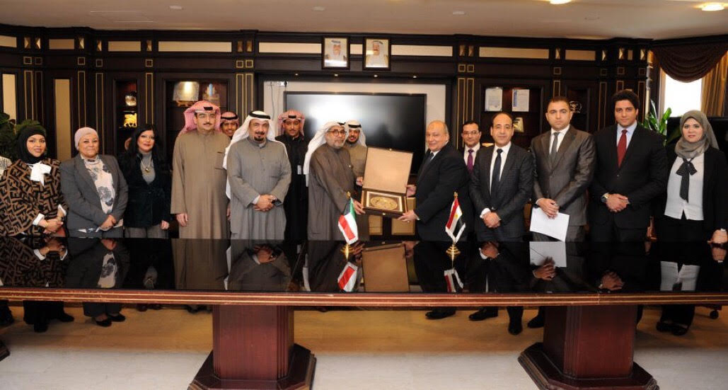 الكويت توقع مذكرة تفاهم مع مصر بأن النقل الجوي 